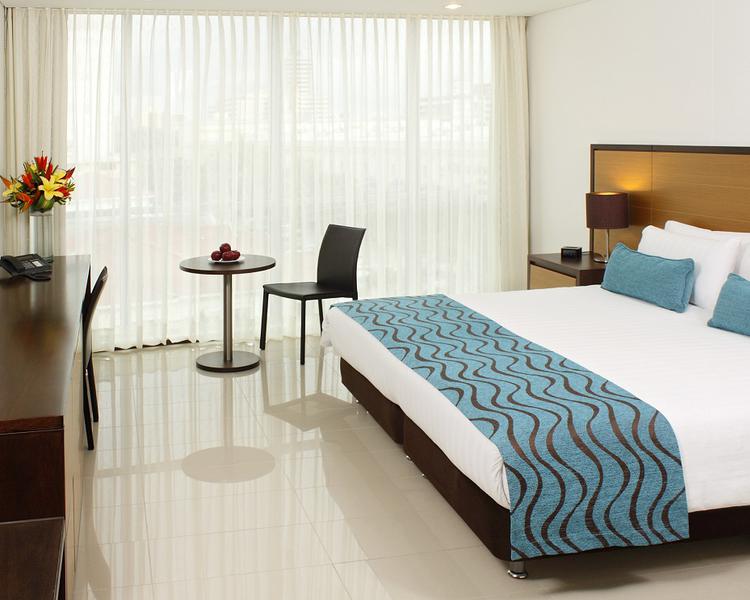 Tour Habitación King 1 Hotel ESTELAR En Alto Prado - Barranquilla